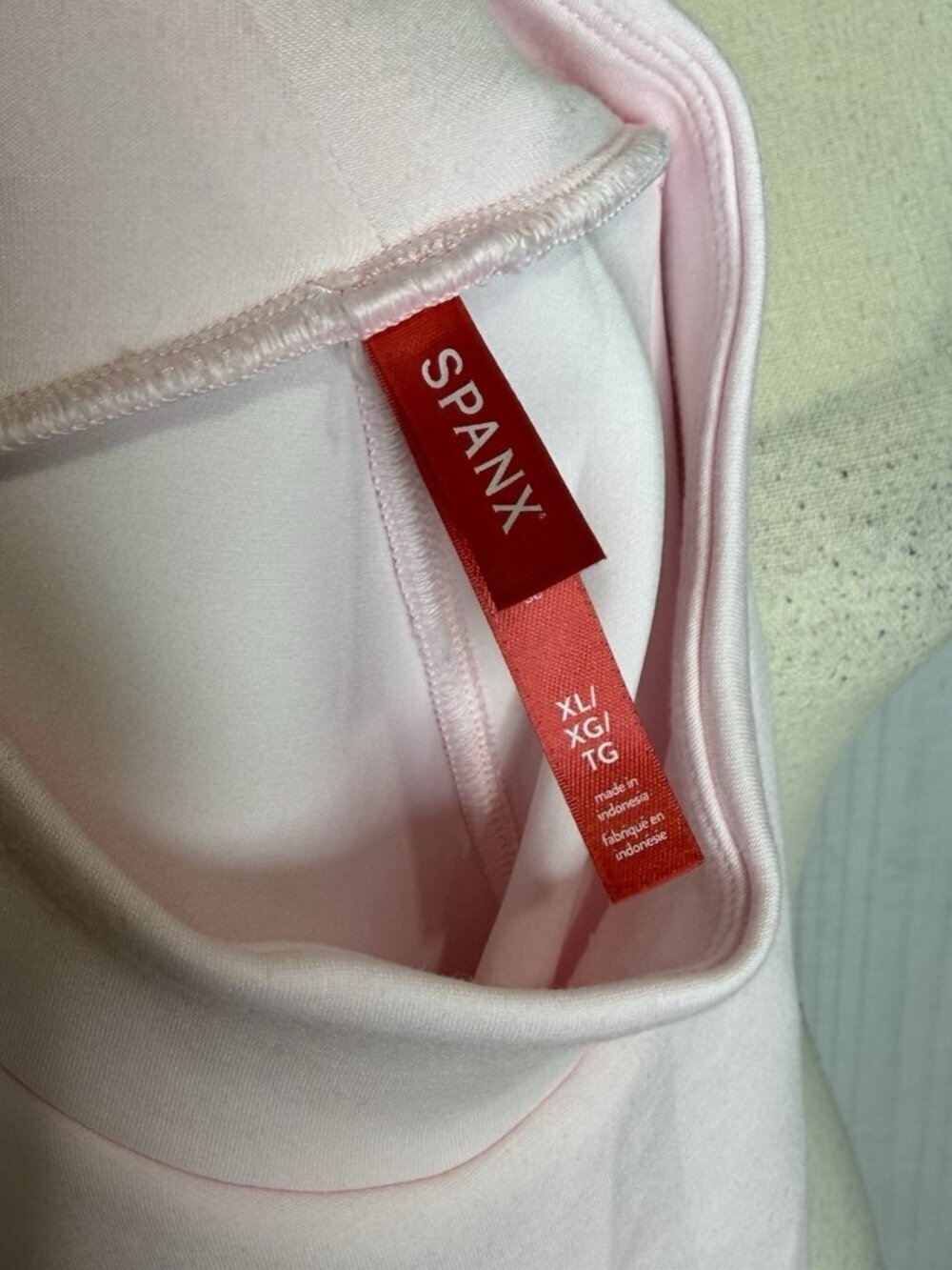 Spanx AirEssentials Mock Neck Tank Top Sz XL Light Pink Sleeveless Top 20377R - Picture 12 of 12